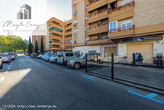  LOCAL COMERCIAL FRENTE A MERCA80 EN ZAIDIN - GRANADA 