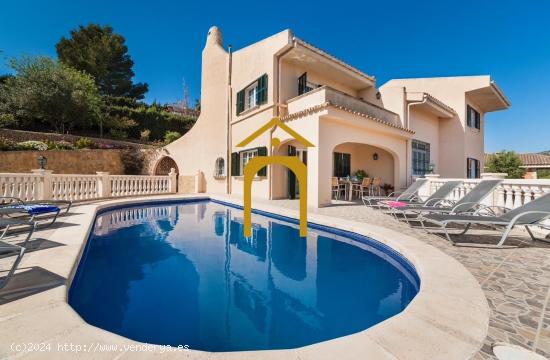 Casa en venta con licencia vacacional para 12 personas - BALEARES