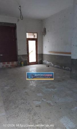 LOCAL COMERCIAL EN MONOVAR - ALICANTE