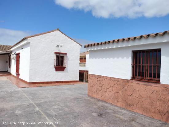  VENTA DE CHALET EN LA RANA VERDE - CADIZ 