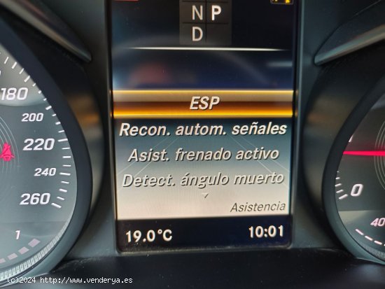 Mercedes Clase C Cabrio 220d 9-TRONIC AMG LINE PREMIUM PLUS - St. Joan Despi