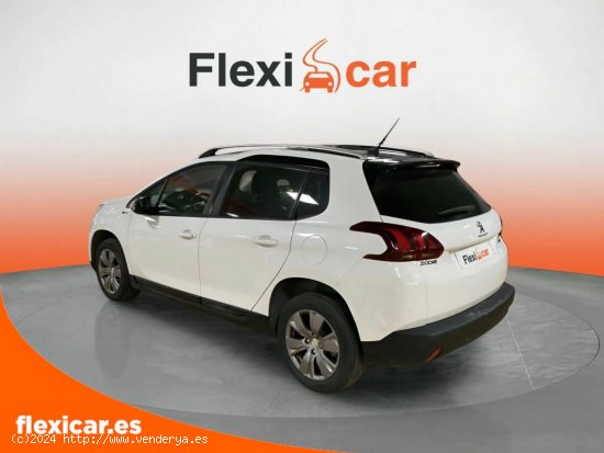 Peugeot 2008 Style 1.2L PureTech 81KW (110CV) S&S - Jerez de la Frontera