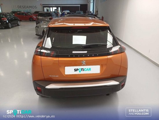 Peugeot 2008   Puretech 100 S&S 6 Vel. MAN Active Pack - Ourense