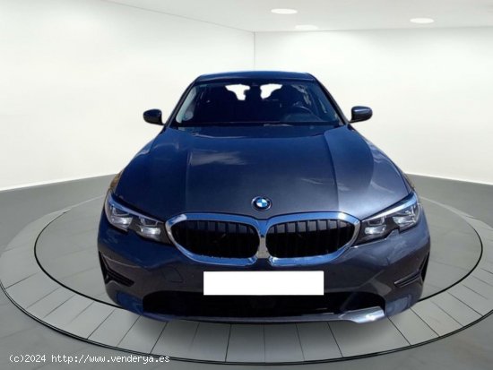  BMW Serie 3 320 D AUTO - Leganes 