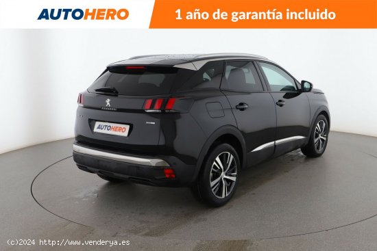 Peugeot 3008 1.2 PureTech Allure - 