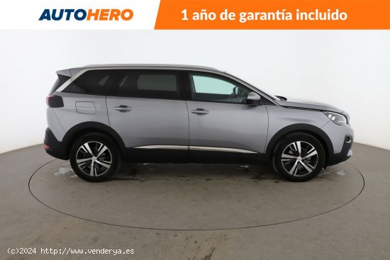 Peugeot 5008 1.2 PureTech Allure - 