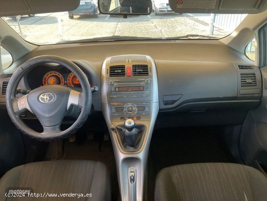 Toyota Auris 1.4 Sol de 2008 con 79.105 Km por 7.990 EUR. en Tarragona