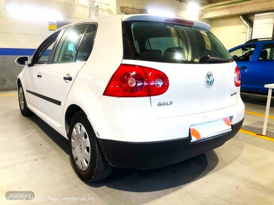 Volkswagen Golf 1.6 FSI Trendline 115cv de 2004 con 39.090 Km por 7.400 EUR. en Tarragona