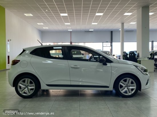 Renault Clio Intens TCe 90 (67kw) de 2021 con 36.000 Km por 15.300 EUR. en Malaga