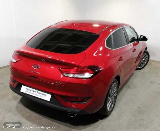 Hyundai i30 1.0 TGDI Tecno 120 de 2018 con 103.046 Km por 13.490 EUR. en Madrid