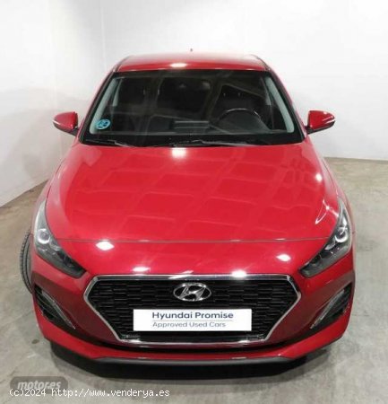 Hyundai i30 1.0 TGDI Tecno 120 de 2018 con 103.046 Km por 13.490 EUR. en Madrid