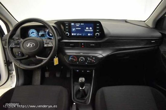 Hyundai i20 1.2 MPI Klass de 2023 con 22.540 Km por 15.900 EUR. en Valencia