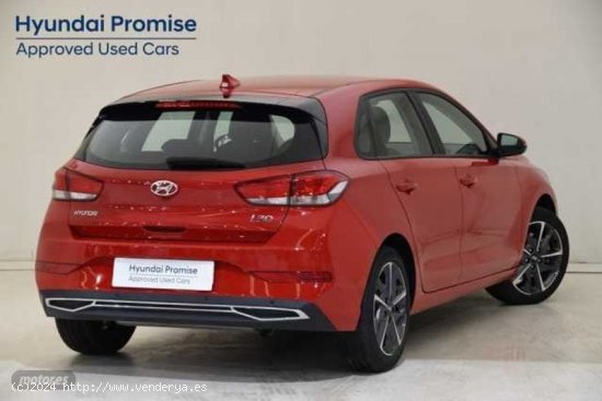 Hyundai i30 1.5 DPI Klass SLX 110 de 2023 con 4.208 Km por 19.990 EUR. en Pontevedra