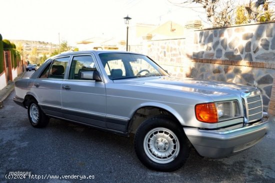 Mercedes Clase S W126 300TD AMERICANO-PIEL-KLIMA-ELEGANCE-AUT de 1983 con 107.000 Km por 18.700 EUR.