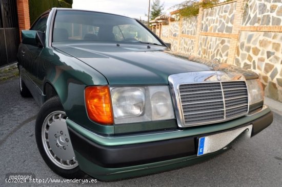  Mercedes Clase E 220 coupe elegance de 1994 con 257.000 Km por 9.700 EUR. en Granada 