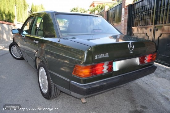 Mercedes 190 2.0 elegance klima de 1983 con 70.000 Km por 8.700 EUR. en Granada