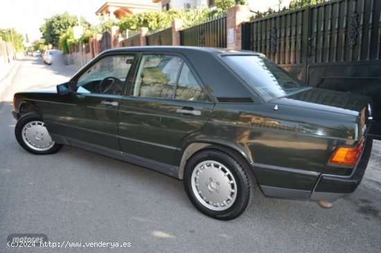 Mercedes 190 2.0 elegance klima de 1983 con 70.000 Km por 8.700 EUR. en Granada