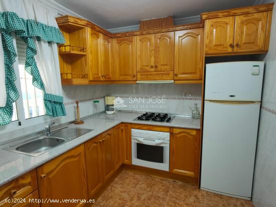 VENTA DE CHALET EN BUEN ESTADO EN HONDON DE LOS FRAILES - ALICANTE