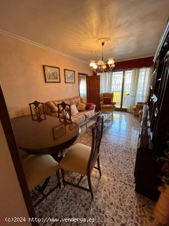 Piso en venta de 3 dormitorios en los Angeles Alicante - ALICANTE