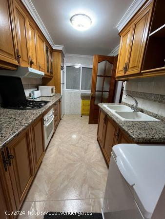 Piso en venta de 3 dormitorios en los Angeles Alicante - ALICANTE