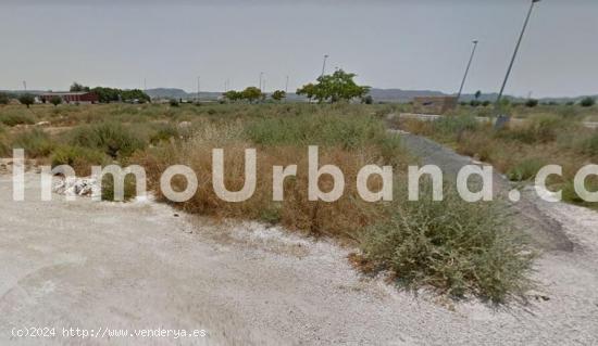 SOALR URBANO DE 1.582M2 EN MONFORTE DEL CID - ALICANTE