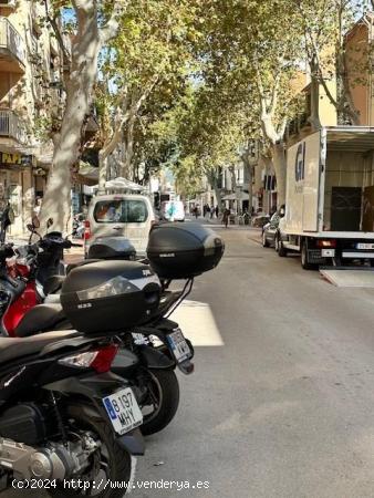 LOCAL COMERCIAL EN ALQUILER - BARCELONA