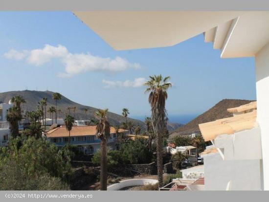 Chayofa. Villa  con vistas en urbanizacion de calidad - SANTA CRUZ DE TENERIFE