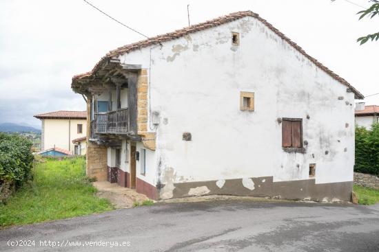 CASA CON PARCELA EN VILLANUEVA DE COLOMBRES - ASTURIAS