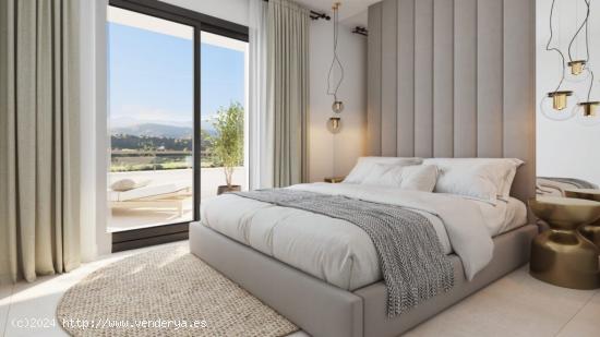 Promoción apartamentos de 2 y 3 dormitorios, junto al golf. - MALAGA