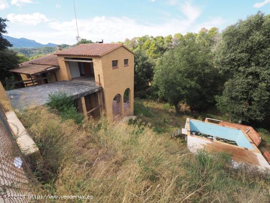 SE VENDE CASA AISLADA EN CASTELLAR DEL VALLÉS, URBANIZACIÓN AIRESOL - BARCELONA