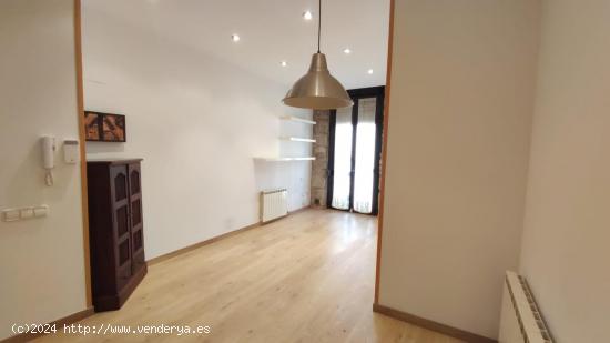 Piso de una habitación en el centro de Manresa - BARCELONA