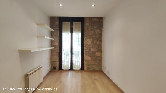 Piso de una habitación en el centro de Manresa - BARCELONA