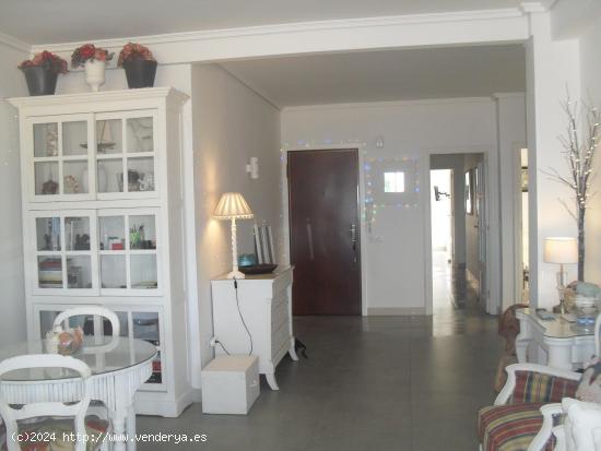 ¡OPORTUNIDAD! BAJADA DE PRECIO - SE VENDE - APARTAMENTO PLAYA GANDIA - PRIMERA LINEA - VISTAS AL MA