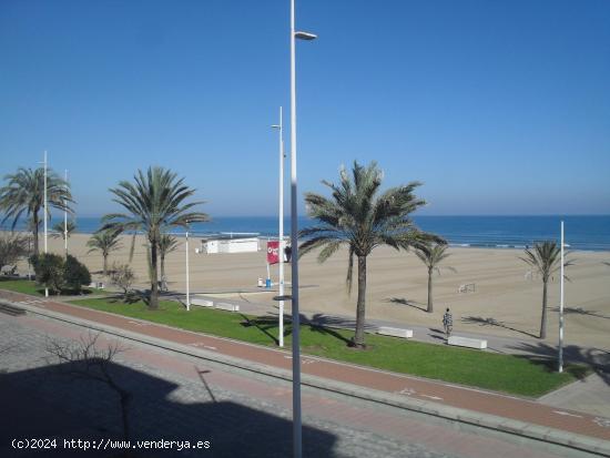 ¡OPORTUNIDAD! BAJADA DE PRECIO - SE VENDE - APARTAMENTO PLAYA GANDIA - PRIMERA LINEA - VISTAS AL MA