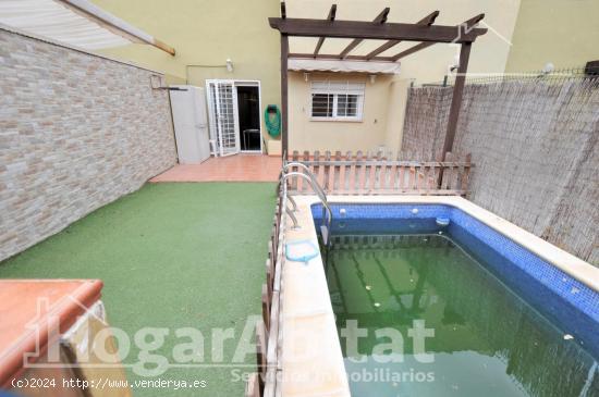 PRECIOSO ADOSADO SEMINUEVO CON PISCINA PRIVADA, GARAJE Y BARBACOA - VALENCIA