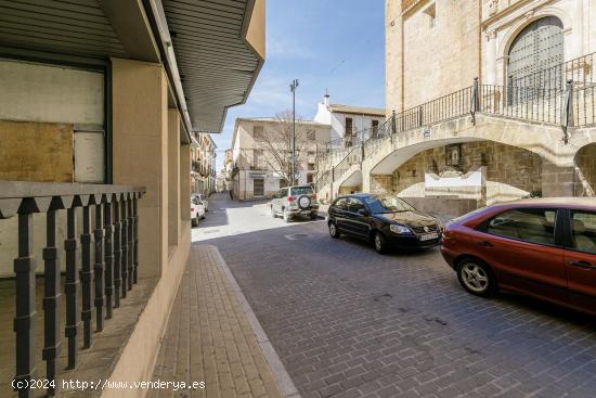 Histórico local en venta en  ILLORA - GRANADA