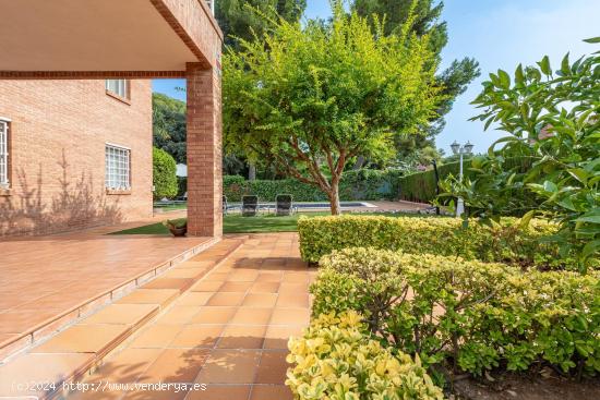 Casa Individual de ensueño en la urbanización Monnars, Tarragona - TARRAGONA