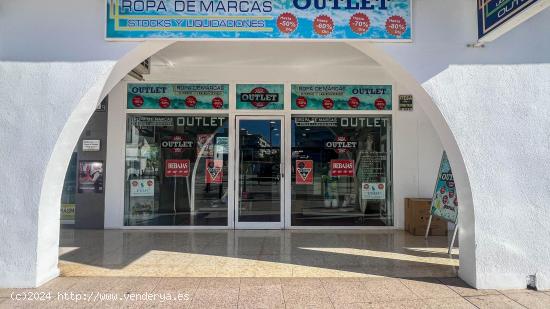  ¡OPORTUNIDAD DE TRASPASO: Tienda de Ropa Outlet! - MALAGA 