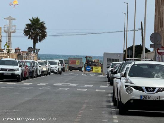 Oportunidad! espectacular atico con vistas al mar y a pocos metros de la playa de la mata! - ALICANT