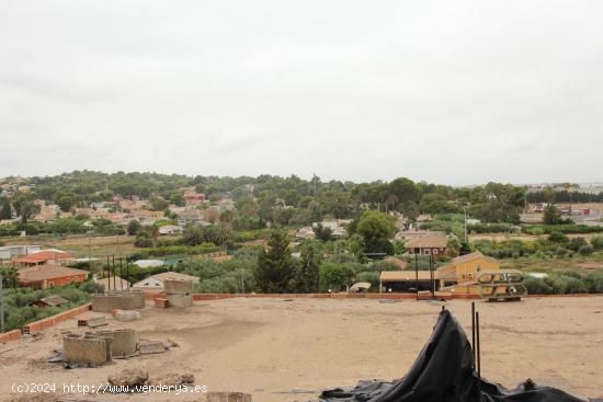 ¡Oportunidad única en el barrio de La Media Legua, en Las Torres de Cotillas! - MURCIA