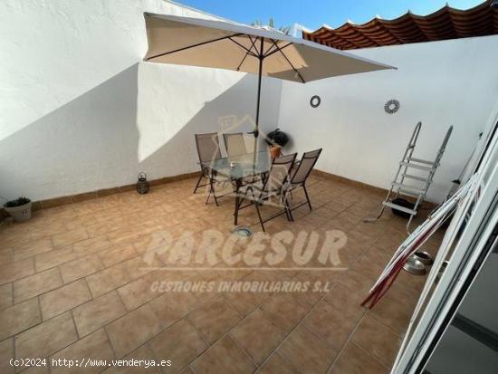 VILLARRUBIA - Casa adosada en 2 plantas de unos 140 m2 con amplia terraza y patio. - CORDOBA