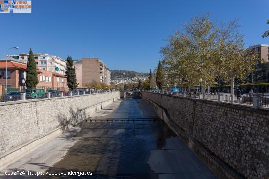 PISO COMPLETAMENTE REFORMADO A ESTRENAR CON COCHERA - GRANADA