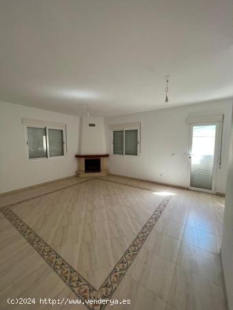 Casa en venta en Las Arboleas - ALMERIA