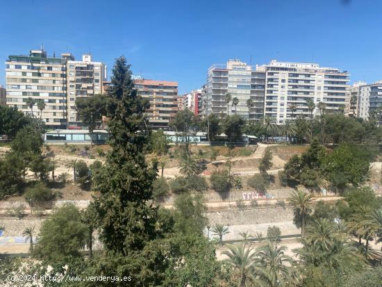  VIVIENDA EN EL CORAZÓN DE ELCHE CON FABULOSAS VISTAS - ALICANTE 