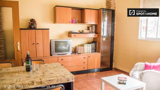 Encantador apartamento de 3 dormitorios en alquiler en Torrente - VALENCIA