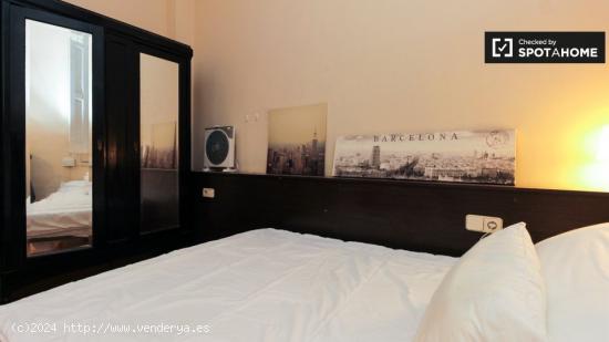 Cool room en alquiler en apartamento de 6 dormitorios, L’Esquerra - BARCELONA