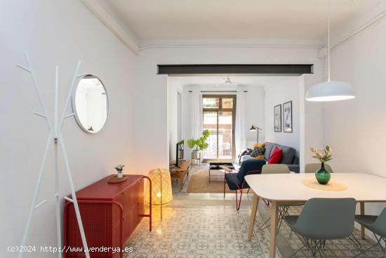 Piso en alquiler de 2 habitaciones en El Poble-sec - BARCELONA