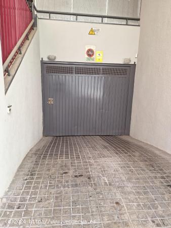 Venta de Garaje en Calle Llenguadoc SABADELL - BARCELONA