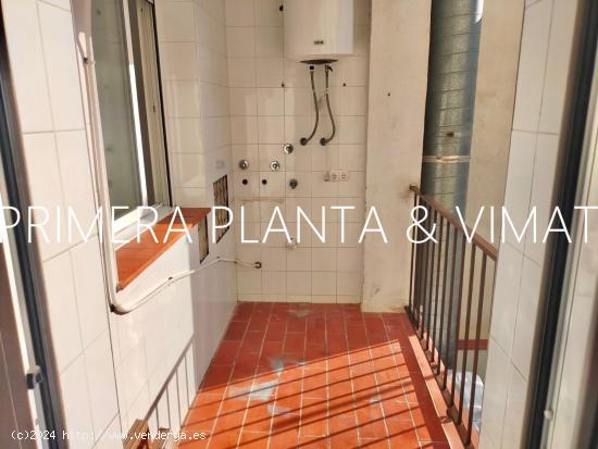 De 3 habitaciones con ascensor - BARCELONA