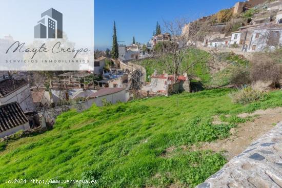 ESPECTACULAR SOLAR EN EL SACROMONTE  PARA CONSTRUIR 1000 M2 CON VISTAS DIRECTAS A LA ALHAMBRA - GRAN